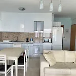 1-stunning Sea View Apartments! * ساراندا