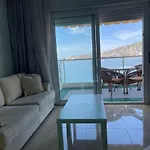 1-stunning Sea View Apartments! شقة ساراندا