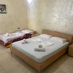 1-stunning Sea View Apartments! ساراندا
