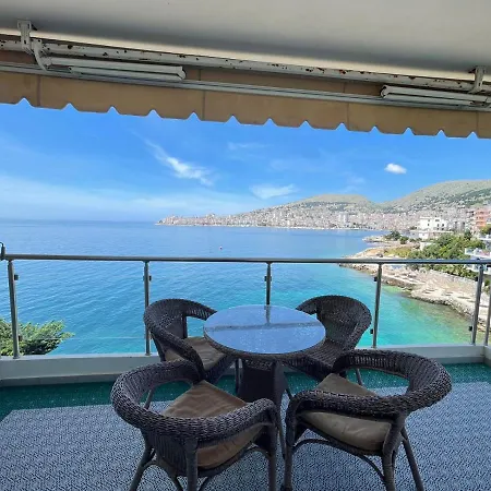 Apartmán 1-stunning Sea View Apartments!